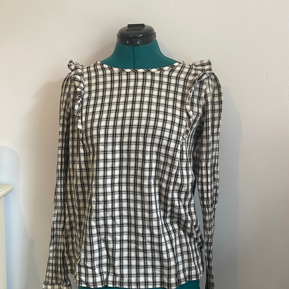 long sleeve, plaid top